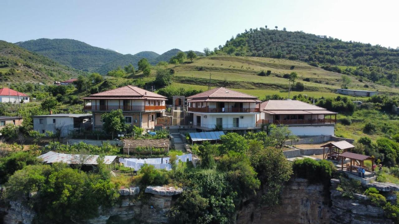 Guest House Bracaj Zhaban Buitenkant foto