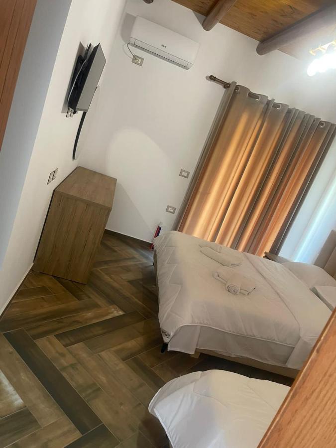Guest House Bracaj Zhaban Buitenkant foto