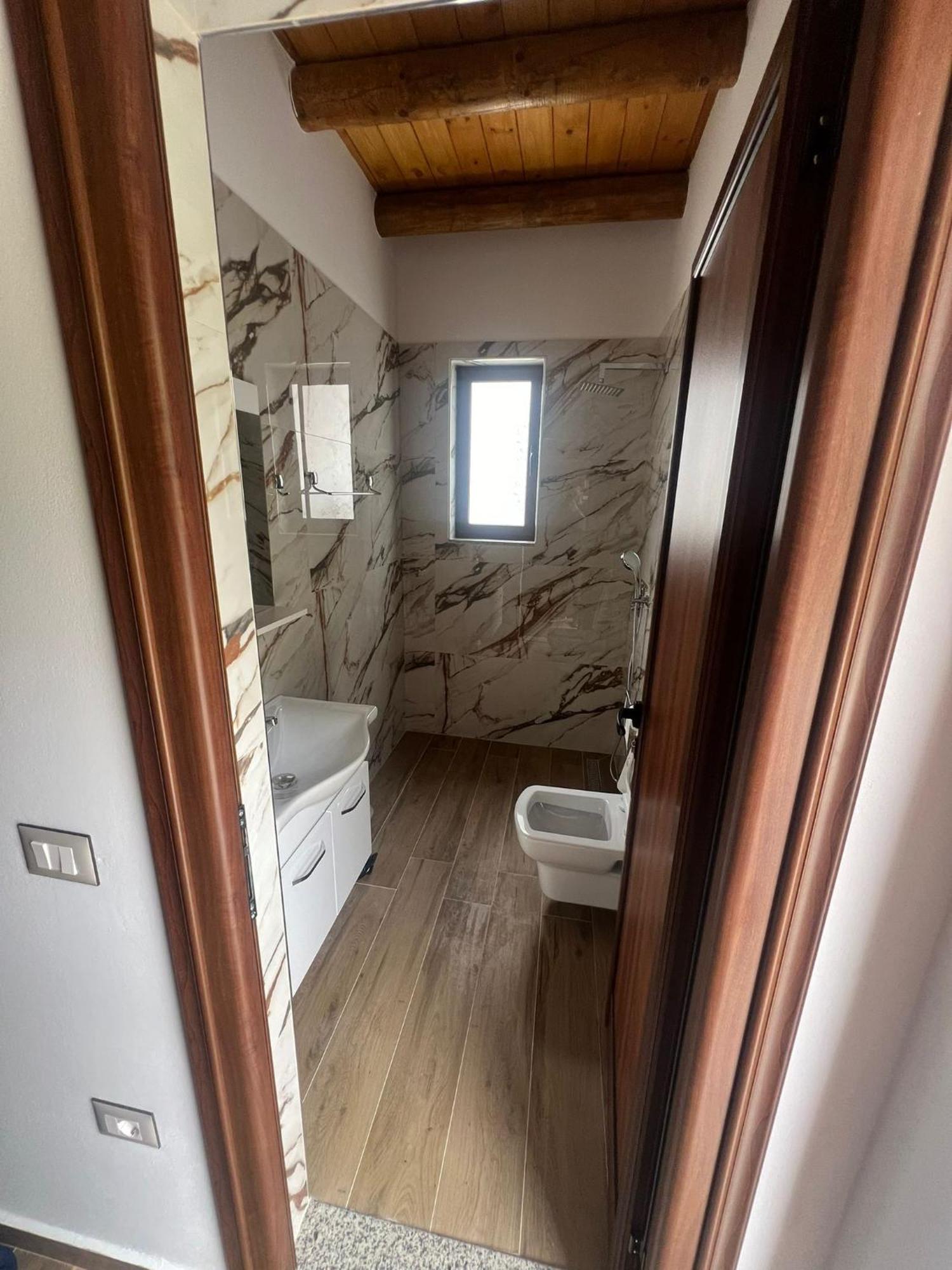 Guest House Bracaj Zhaban Buitenkant foto